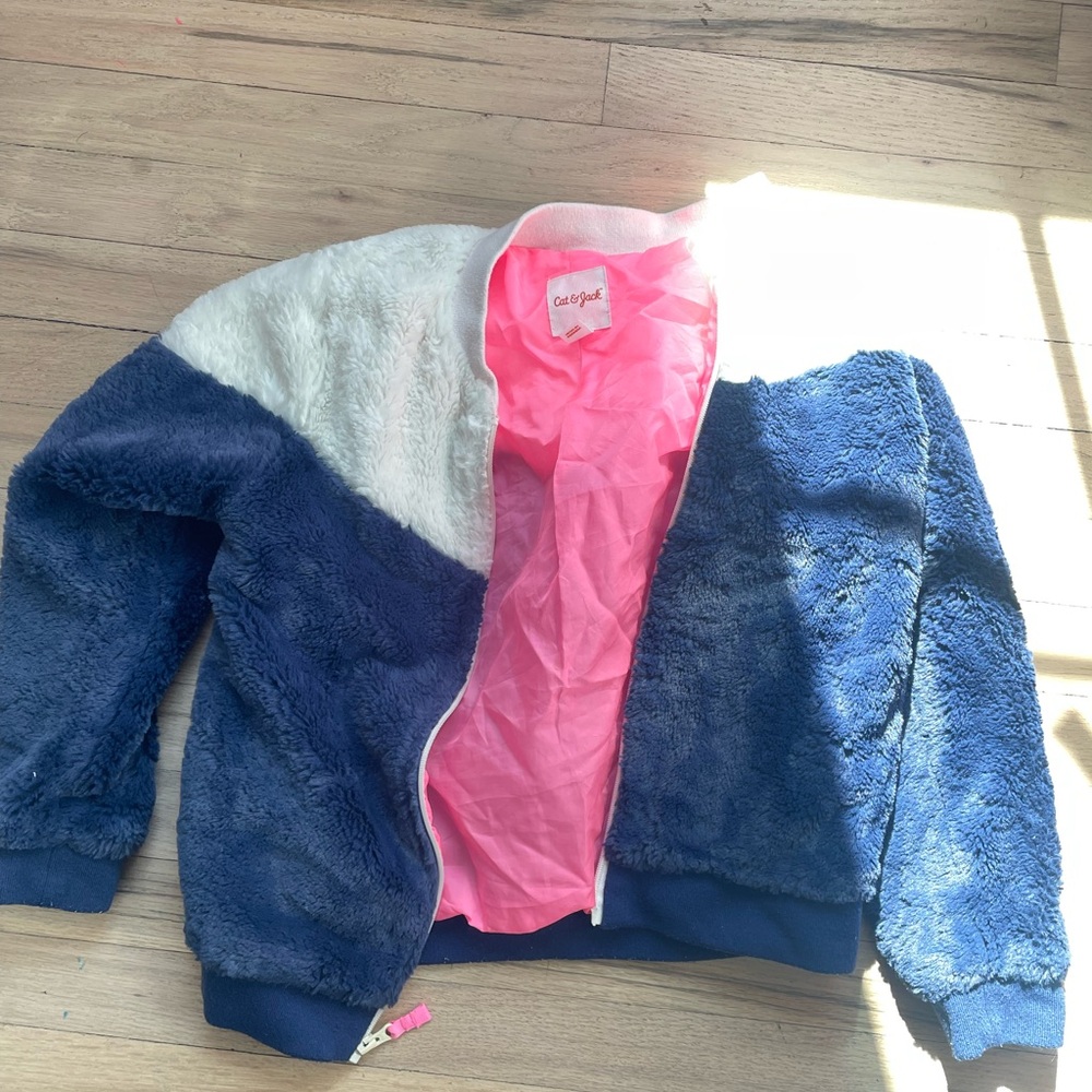 Super warm cat and jack girls large jacket